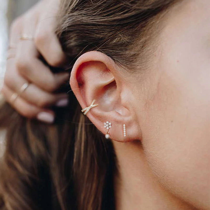 Gabi Kuld Øreringe" could be rewritten as "Gabi Gold Earrings.