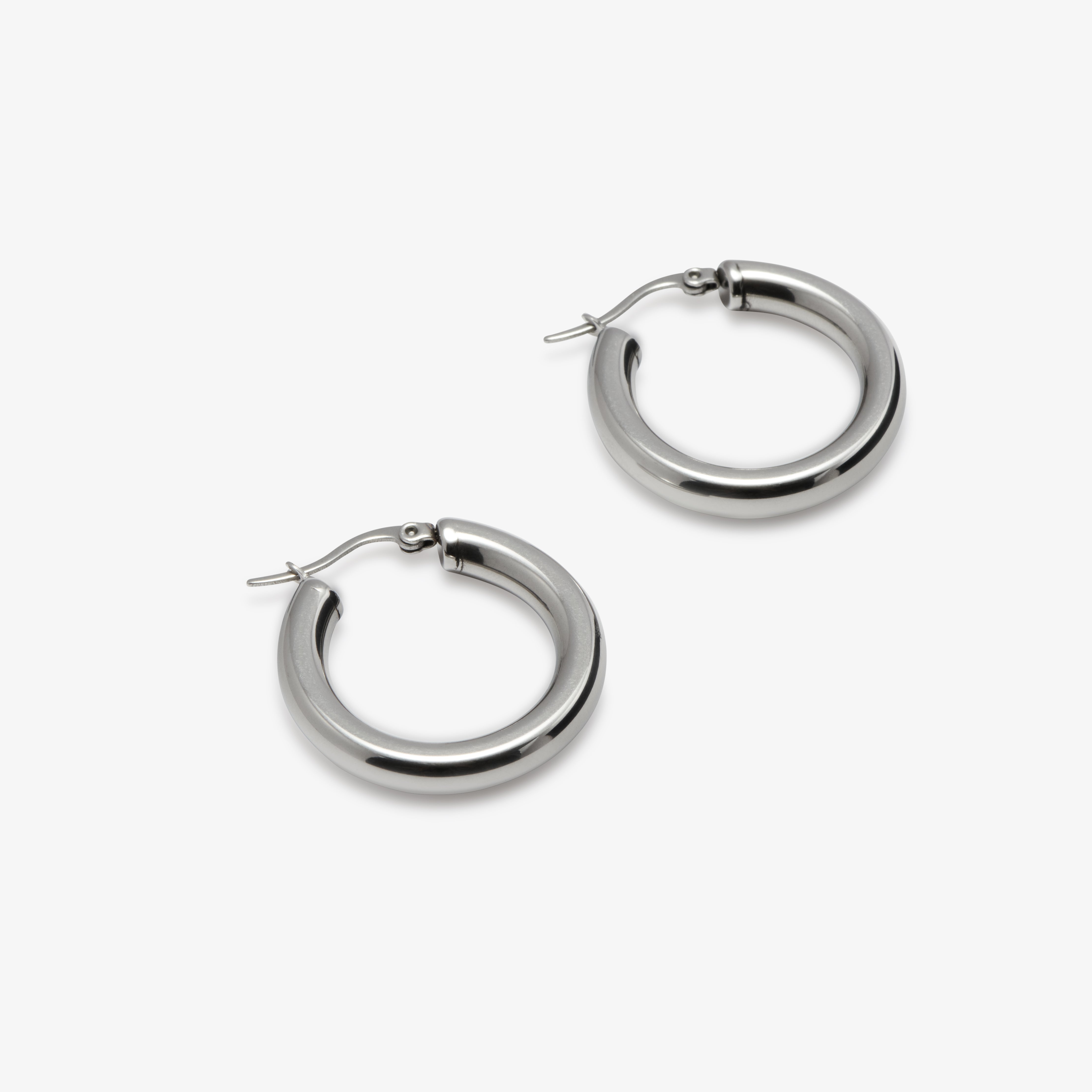 ALINA Gyldne Runde Magiske Smykker" could be rewritten as "ALINA Golden Round Enchanted Jewelry.