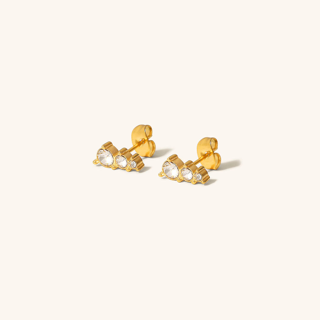 Lira Kuld Øreringe" could be rewritten as "Lira Kuld Earrings.