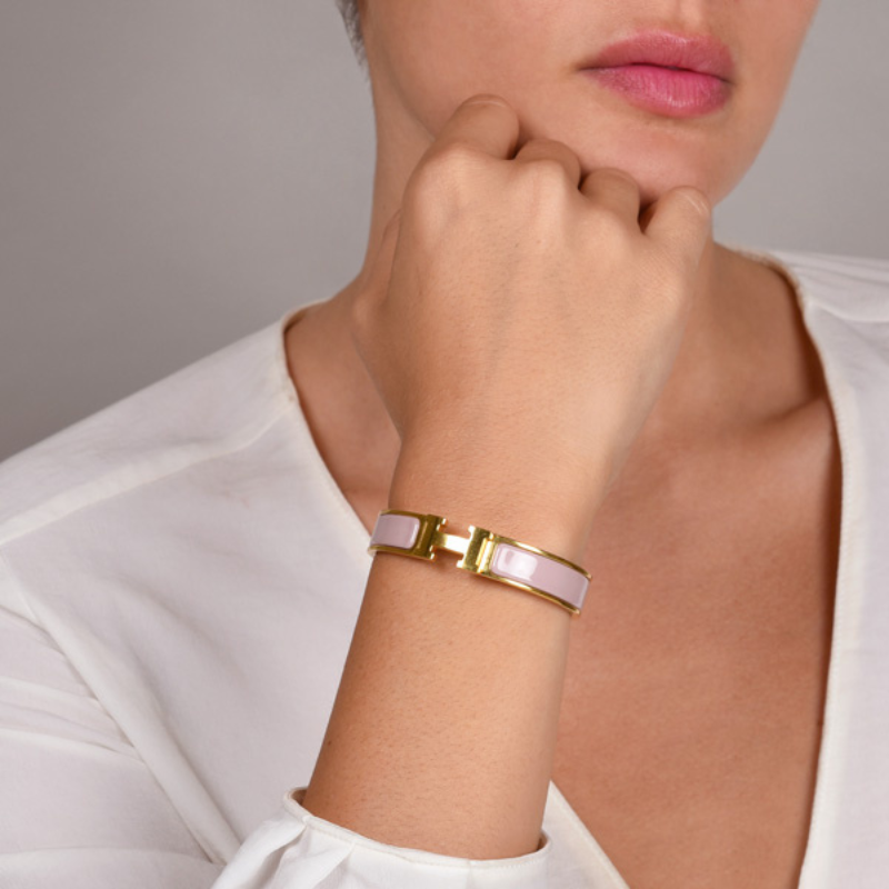 Chic 'H' Armband by Helena