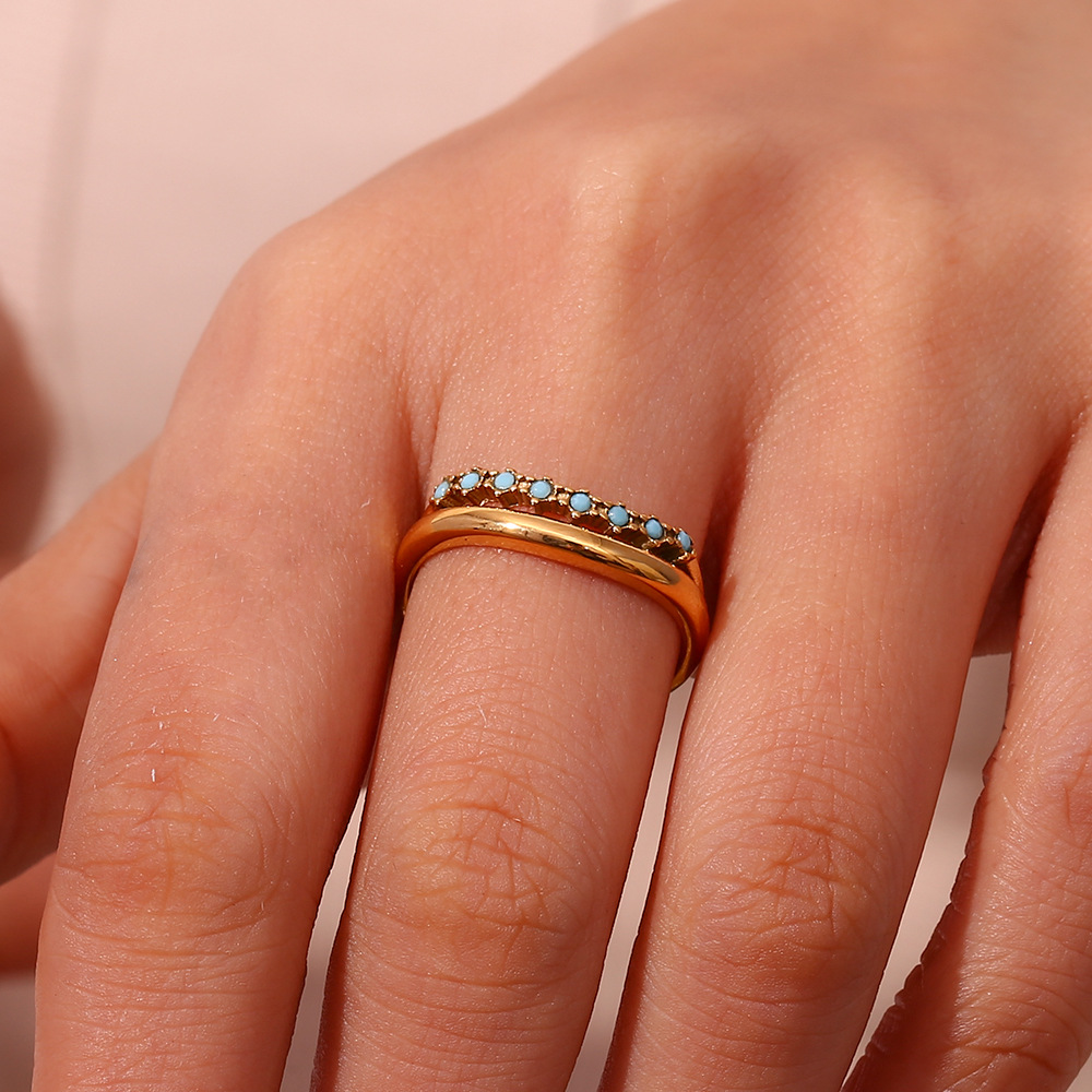 Adeline Guld Ring med Simulerede Diamanter