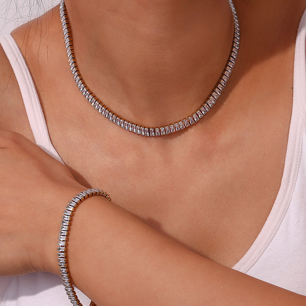 Zora Diamond Pendant Necklace