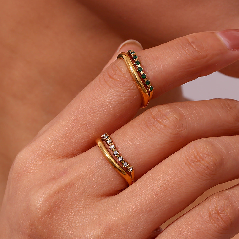 Adeline Guld Ring med Simulerede Diamanter