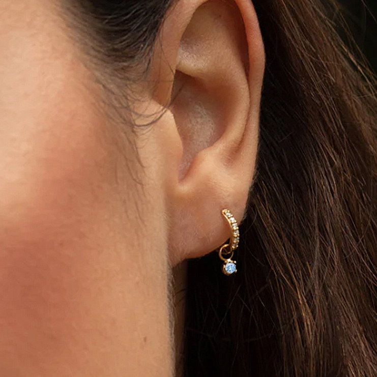 Blake Sukami Diamantøreringe" could be rephrased as "Blake Sukami Diamond Earrings.