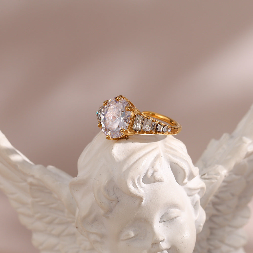 Diamond-Studded Syllia Ring
