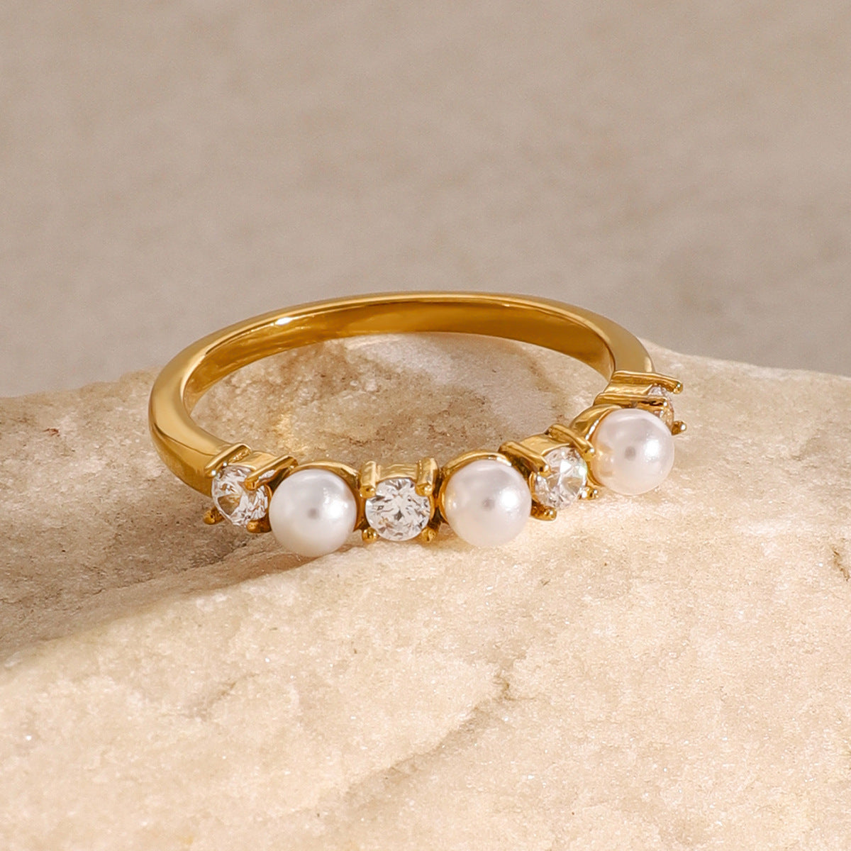 Keisha Ring med Diamanter og Perle Dekoration
