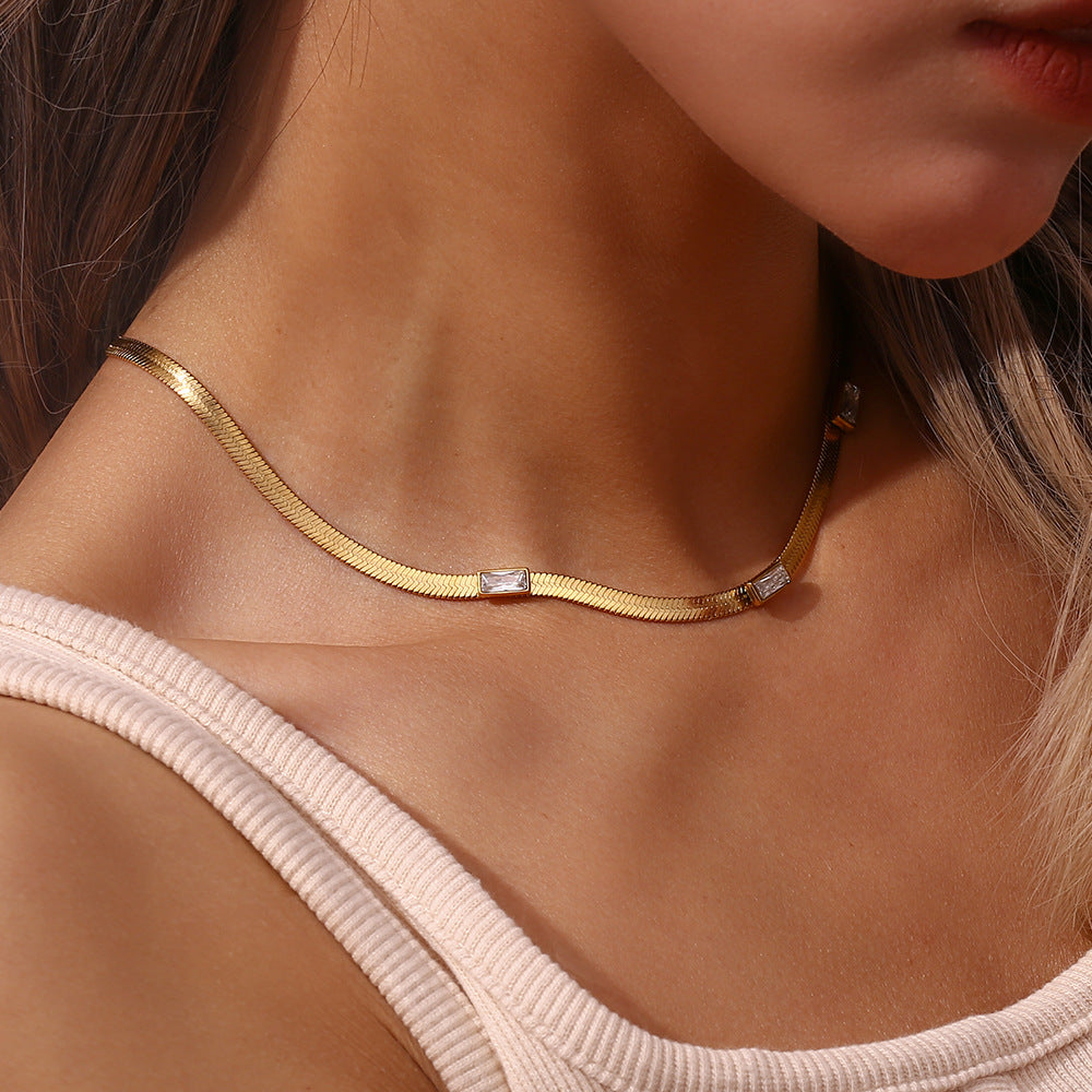 Eve Herringbone Gold Chain
