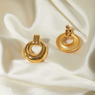 HAMPTON Retro-Inspired Earrings