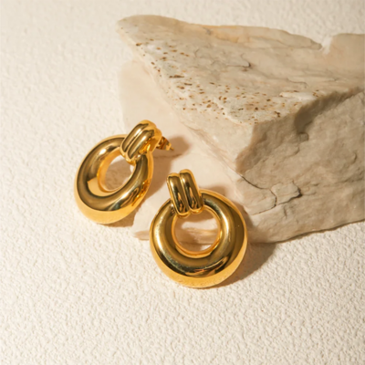 HAMPTON Retro-Inspired Earrings