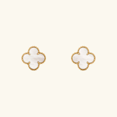 Clover Design Necklace