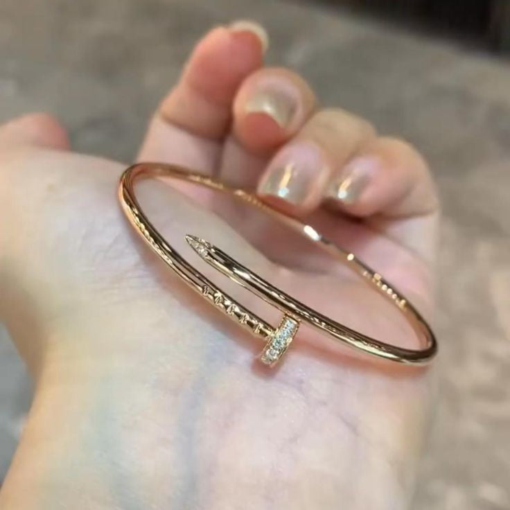 Elegant 18K Guldarmbånd