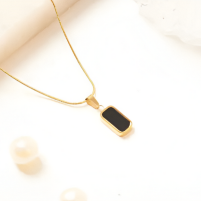 NOIR Sophisticated Necklace