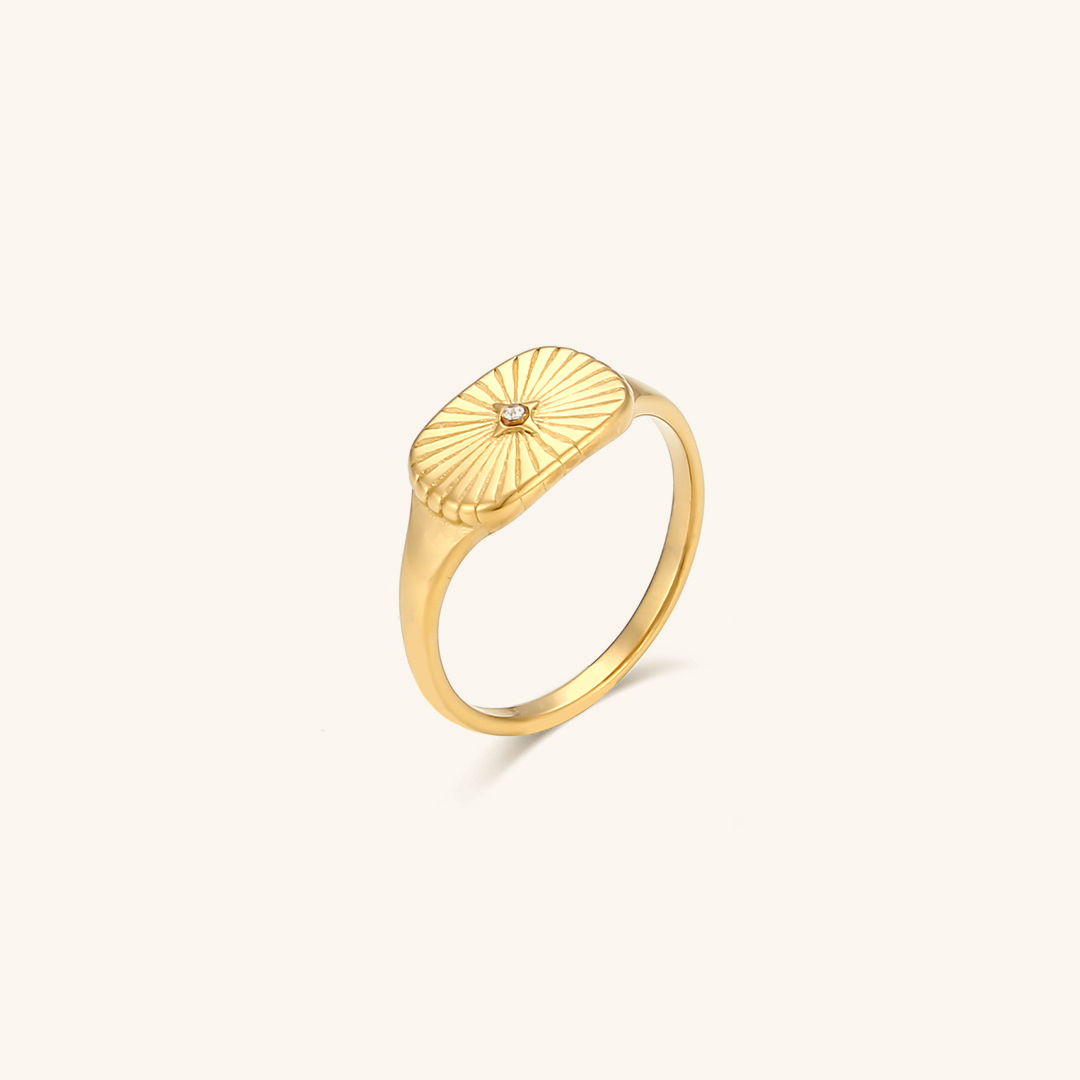 Aglaia Bold Statement Ring