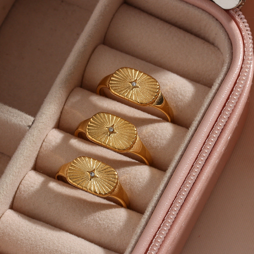 Aglaia Bold Statement Ring
