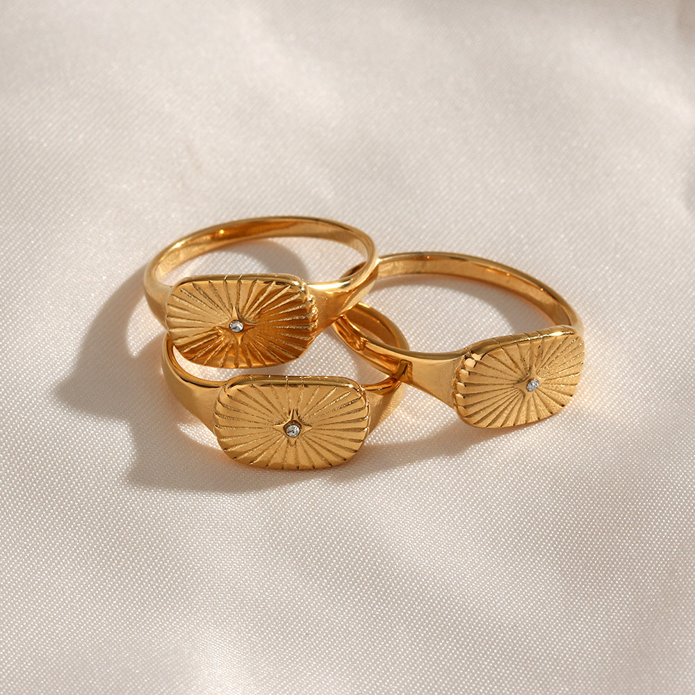 Aglaia Bold Statement Ring