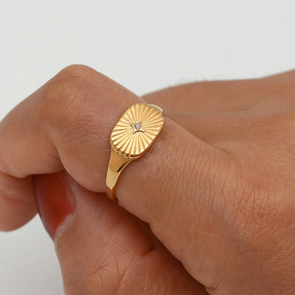 Aglaia Bold Statement Ring