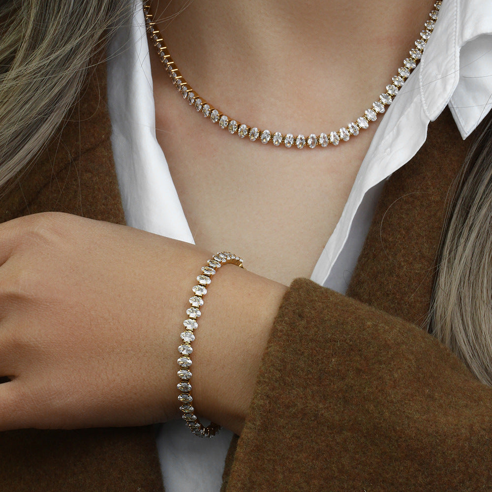 Visteria Diamond Sneaker Necklace