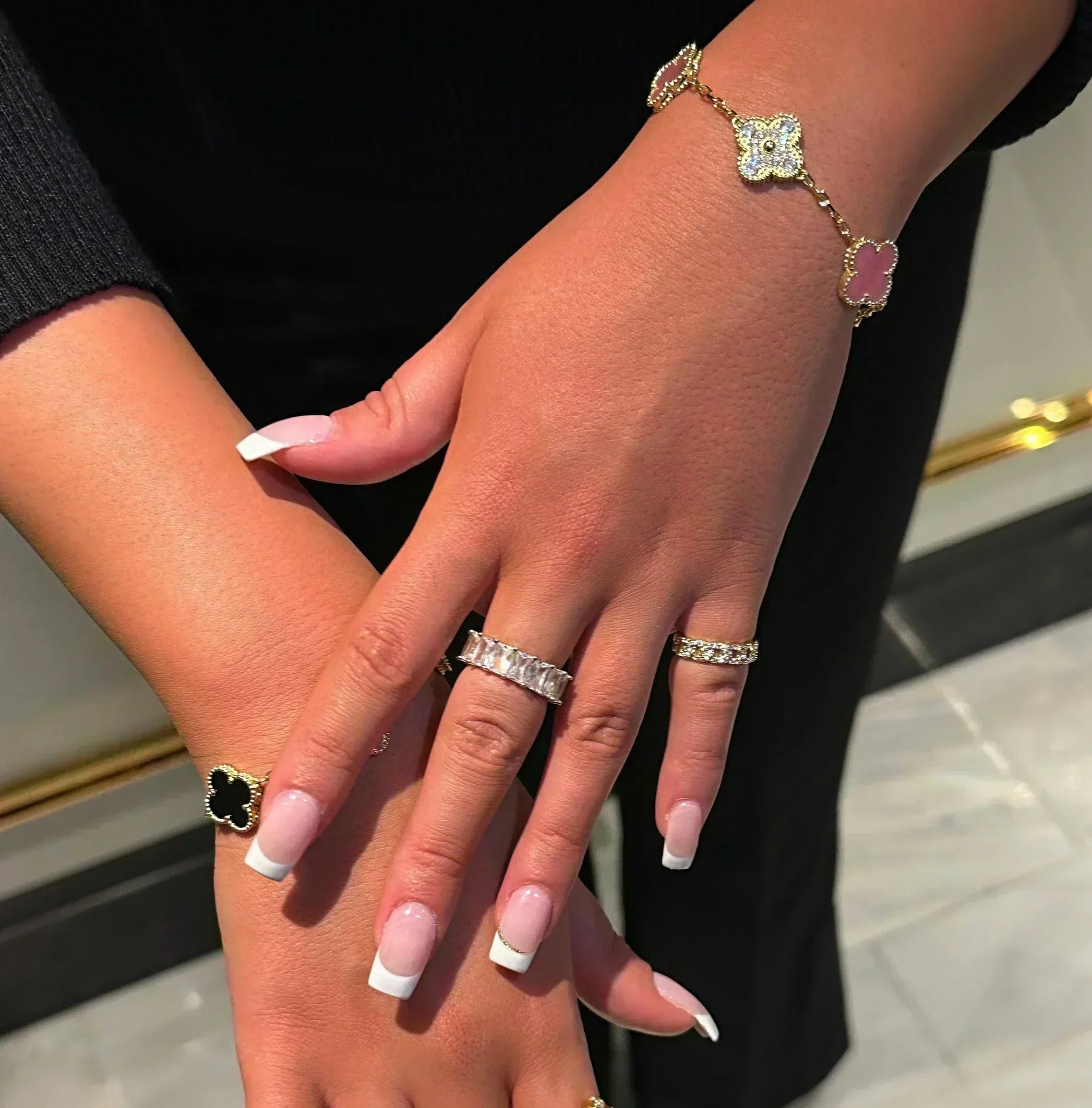 DJEETELINA | Elegant Krystalarmbånd
